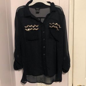 Blouse with sparkly pockets